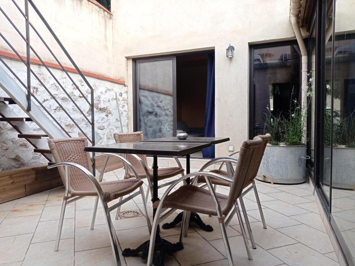 Maison De Charme Avec Patio Et Terrasse De Toit Estagel Exterior photo